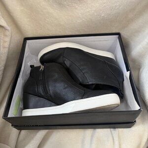 MIA ARIANNA Wedge Heel Sneakers